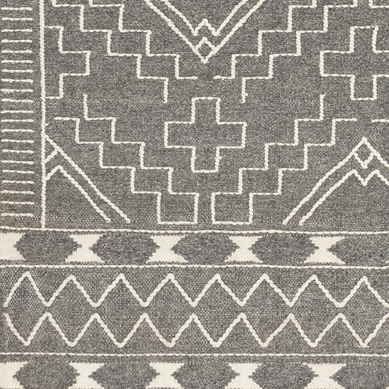Saki Indoor Rug, Rectangle 2' x 3'