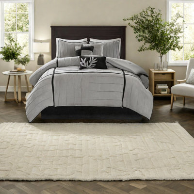 Luxury Grey Suede Bedding Sets, Polyester King Design For Home Comfort
