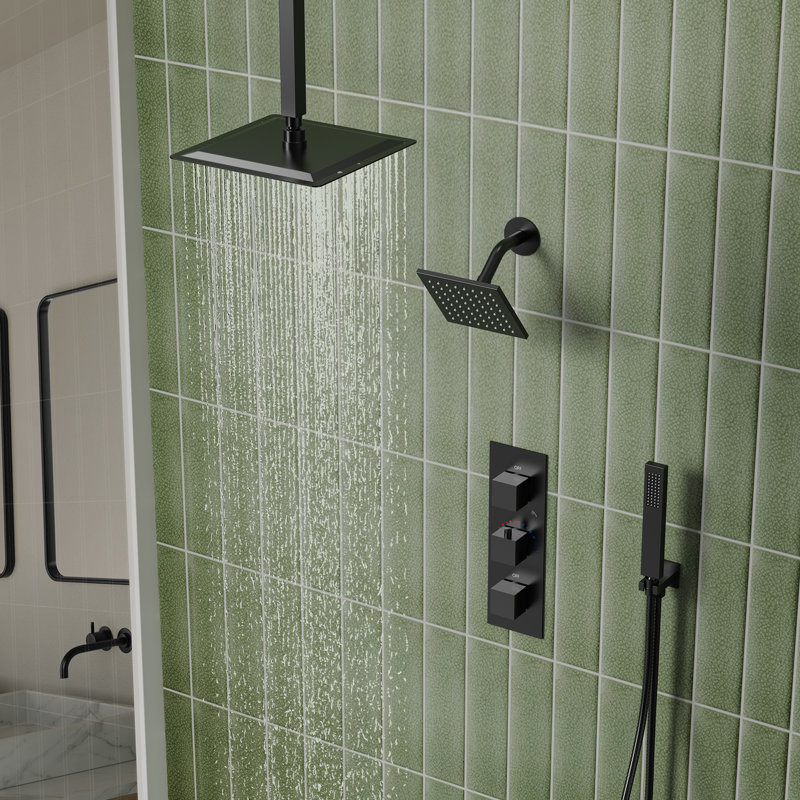 Système de douche thermostatique à double effet pluie de 30 cm (12 po) à montage au plafond, avec douchette murale de 15 cm (6 po) et douchette à main.