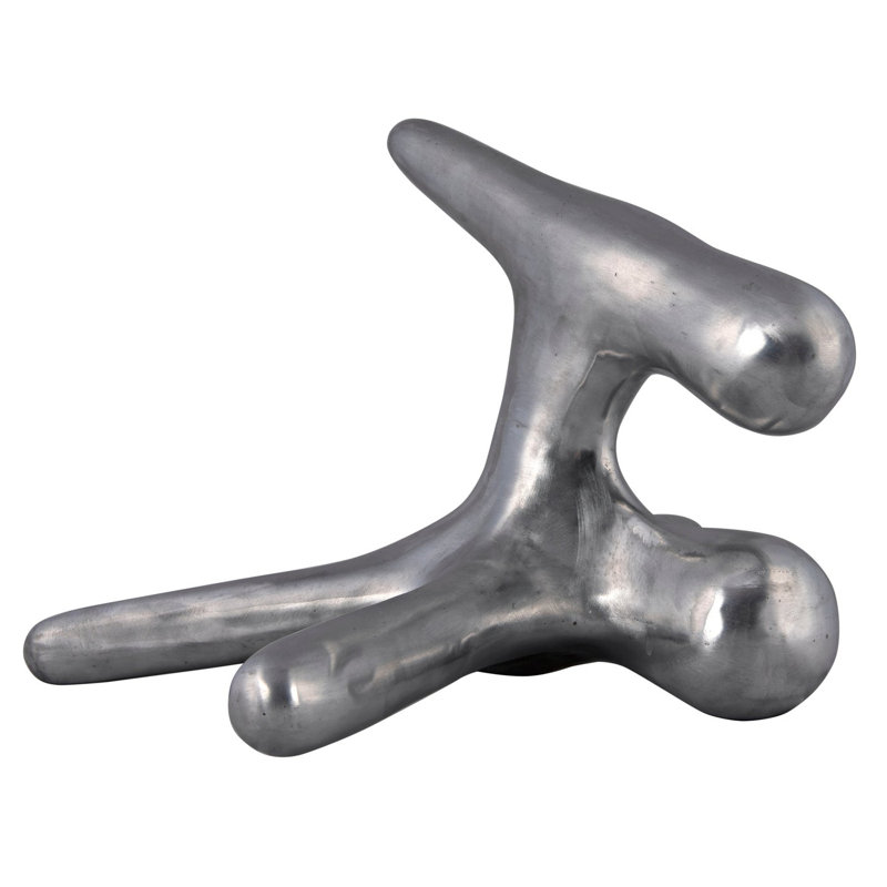 Wiggins Sculpture