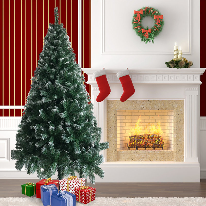 Wellston Artificial Christmas Tree