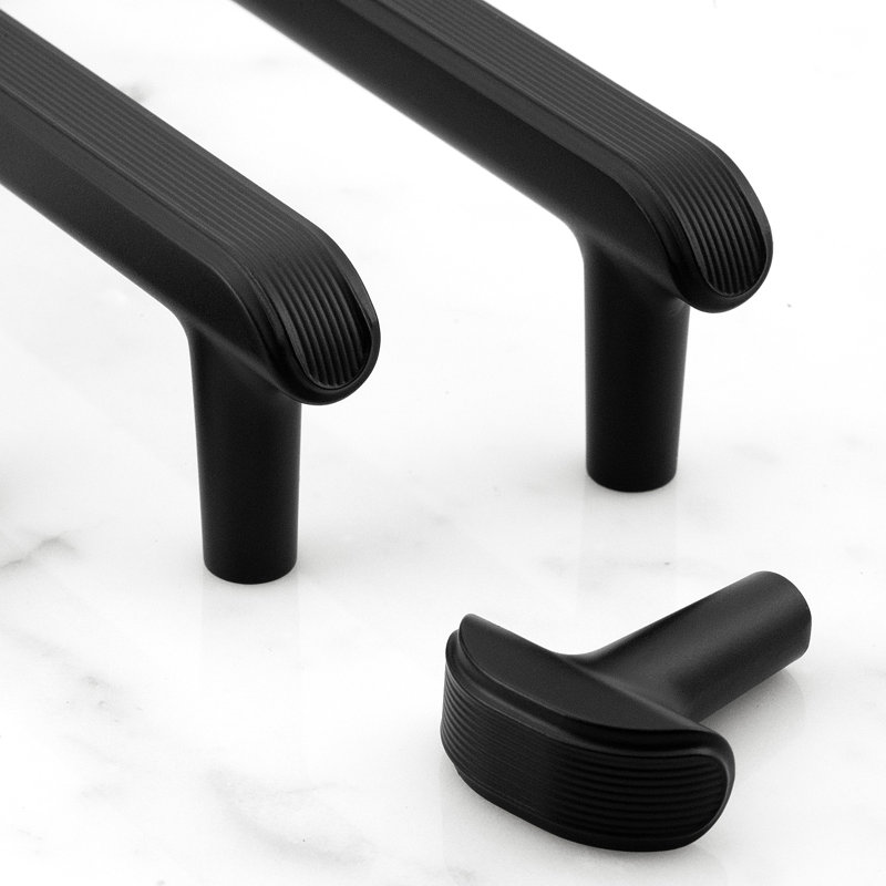 Nouvelle collection Bouton géométrique noir de 1 3/16 po de longueur, Noir mat
