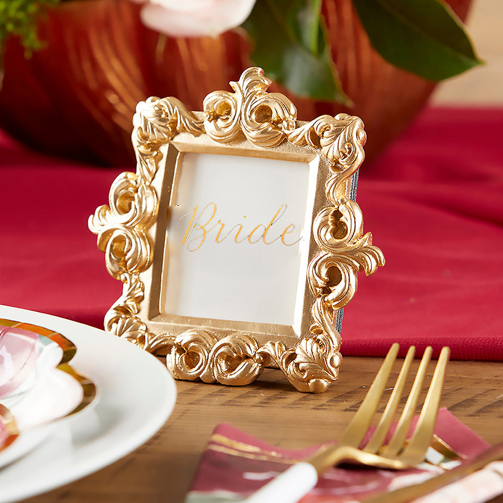 Place setting card deals holders