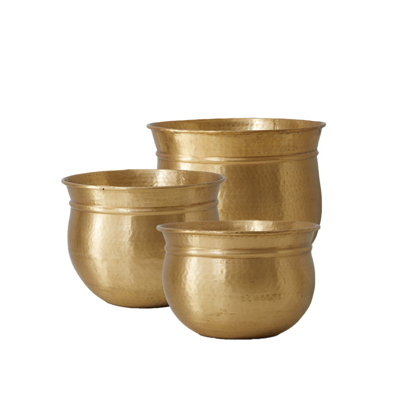 Costan Metal Table Vase