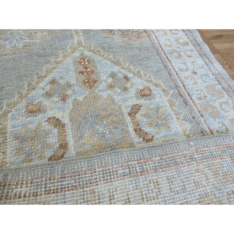 Tapis de couloir de noué à la main gris en Tapis décoratif laine de conception unique 2 pi 6 po x 13 pi 7 po buzard