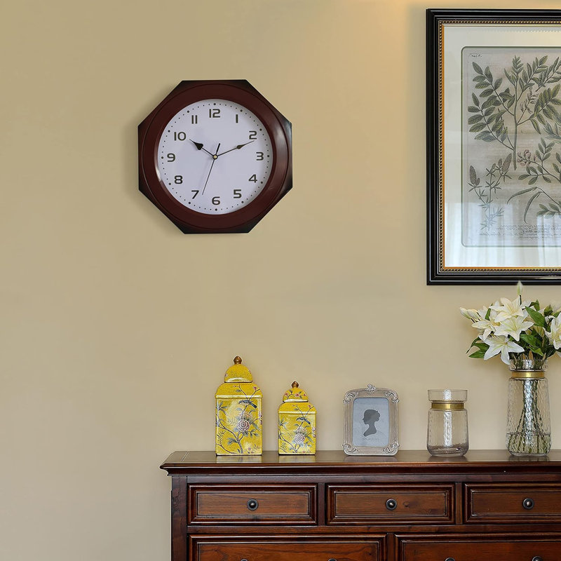 Horloge murale moderne en bois