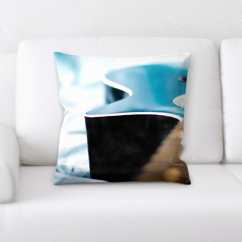 Coussin décoratif de guitare acoustique Amiya