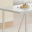 Ensemble de table de salle à manger en MDF de style crème blanc de 6 po x 31,5 po avec 6 chaises sans accoudoirs et des dossiers à rayures verticales pour une ambiance familiale douillette