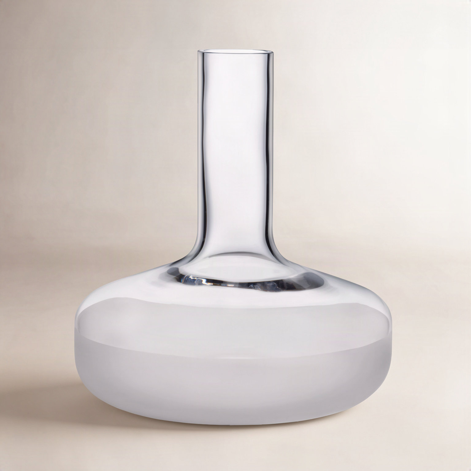Contour 81oz. Pitcher