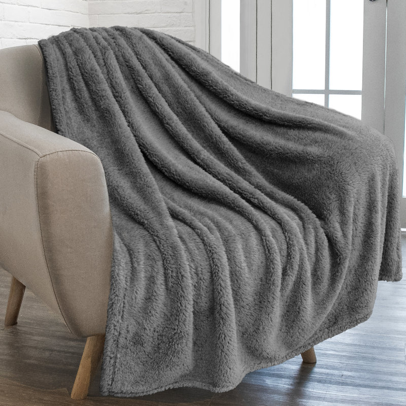 Couverture, 50 po x 60 po, Gris