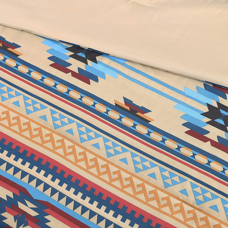 Wyoming 7-Piece Geometric Southwestern Tribal Comforter Set, Queen Comforter + 3 Throw Pillows