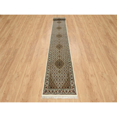 2'6" x 18'0" New Hand Knotted Ivory Wool Runner Oriental Rug - MOA10265085