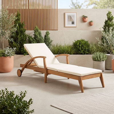 Chaise longue de patio en bois d'acacia avec roulettes, fauteuil inclinable d'extérieur réglable à 4 positions avec coussin amovible