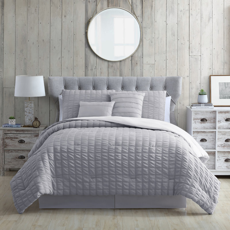 Courtepointe en microfibre Kane 5 pièces, Gris, Édredon grand, 2 taies décoratives et 2 coussins