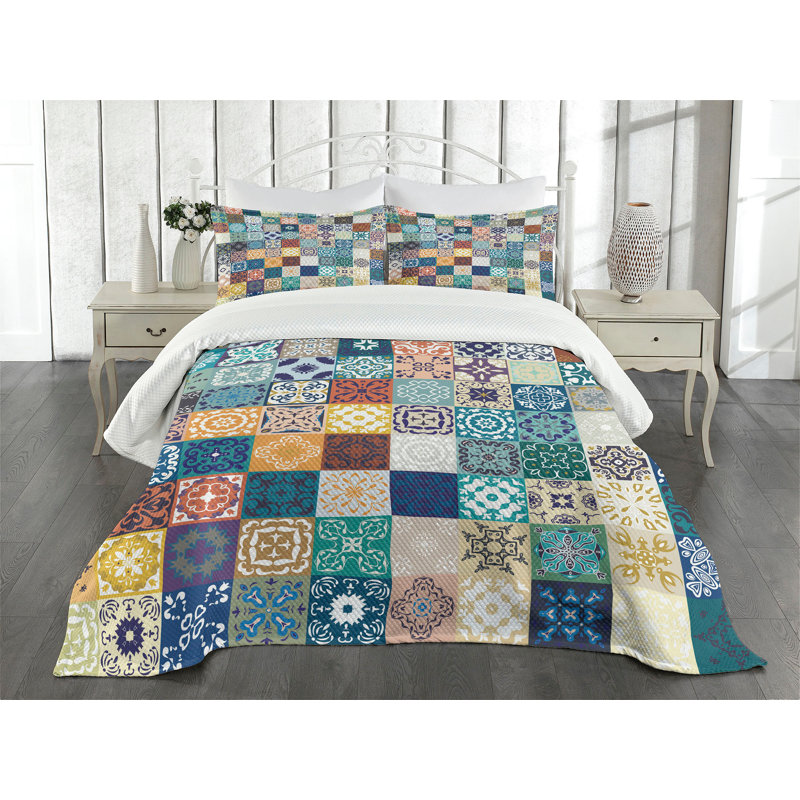 Colorful Quilted King Bedspread Set with Pillow Shams