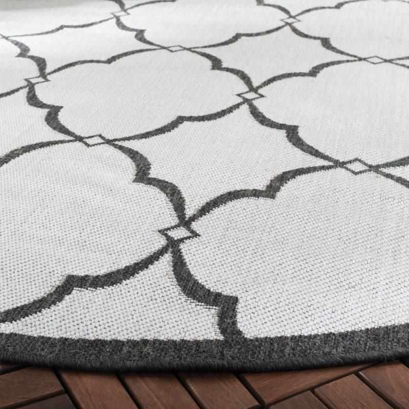 Adler Performance Geometric Indoor/Outdoor Area Rug, Round 8'