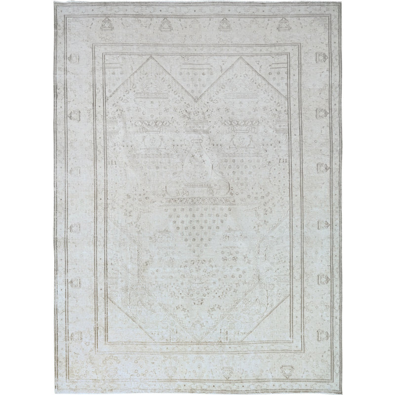 High-Quality Hand-Knotted Ivory Area Rug
