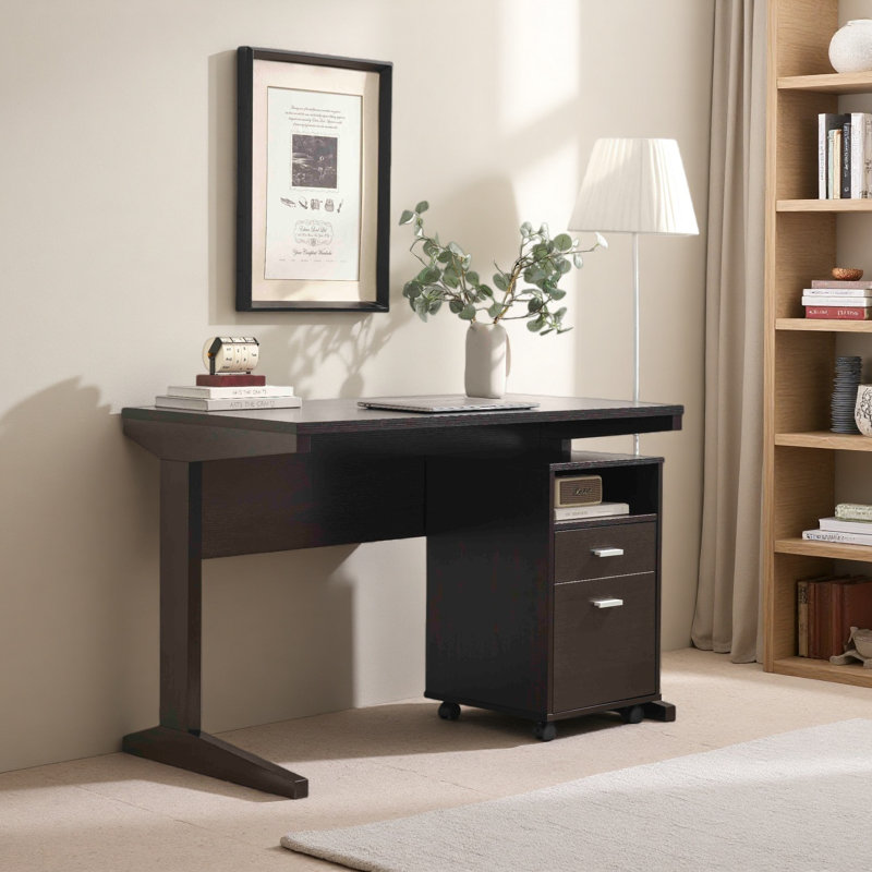 Bureau à domicile avec panneau de modestie et classeur détaché sur roulettes verrouillables avec deux tiroirs