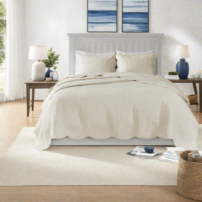 Ensembles de literie confortable avec courtepointe et taies décoratives en microfibre