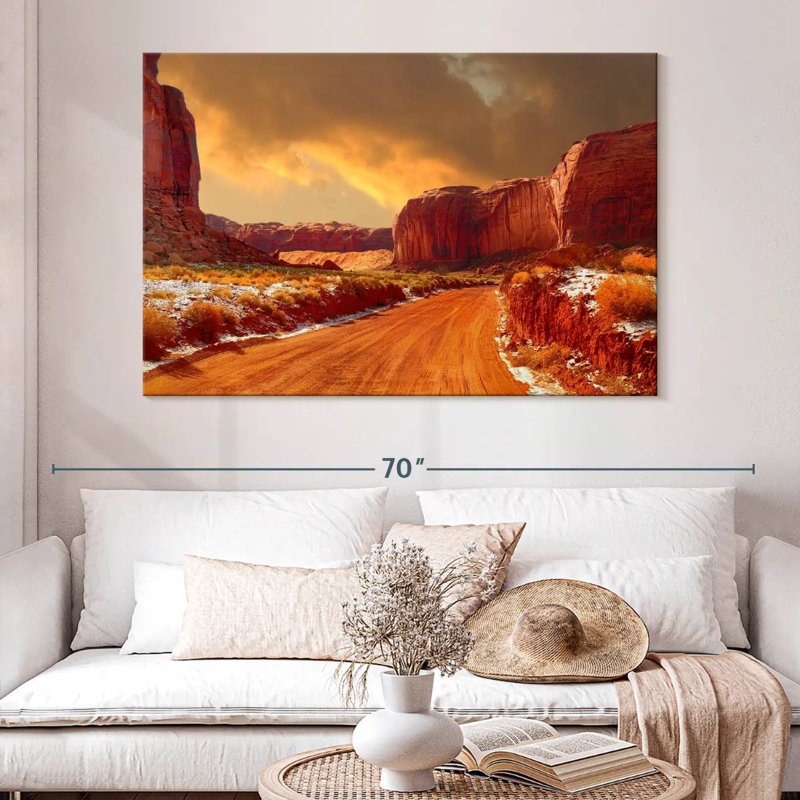 Nicci, Arizona's Monument Valley, H 34 po x l 51 po