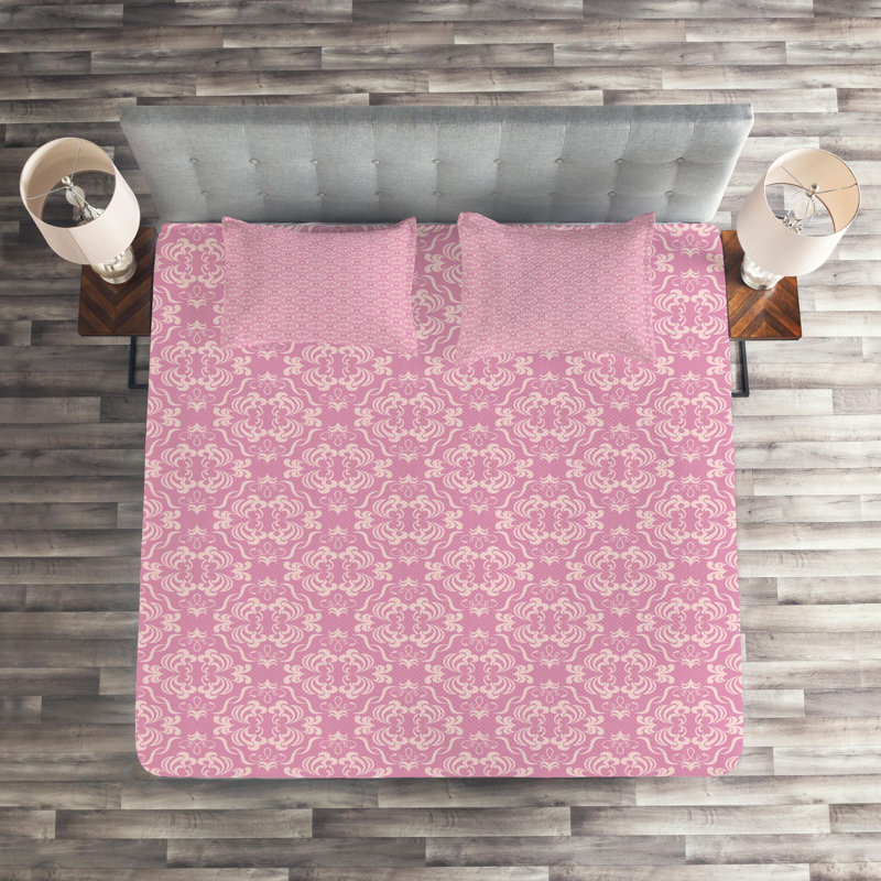 Traditional Polyester Damask Coverlet, King Bedspread + 2 Shams