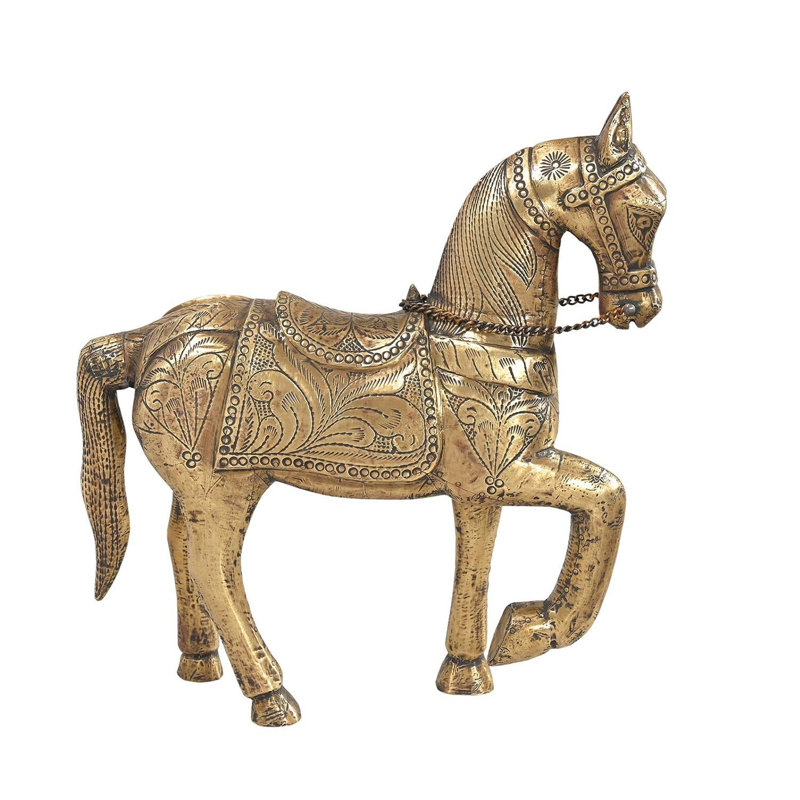 Figurines & Sculptures