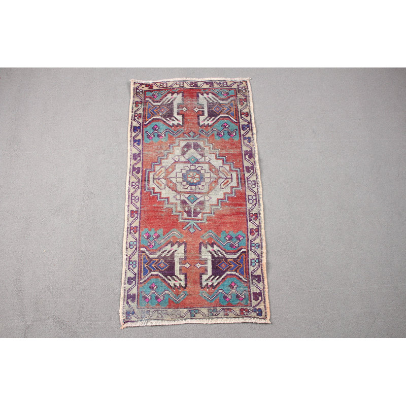 Vintage Red Wool Entry Rug: Handwoven Turkish Anatolian Flatweave for Versatile Home Decor