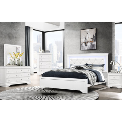 Grande chambre à coucher de style Shaker 5 pièces avec tête de lit rembourrée d'inspiration cristal et éclairage à DEL