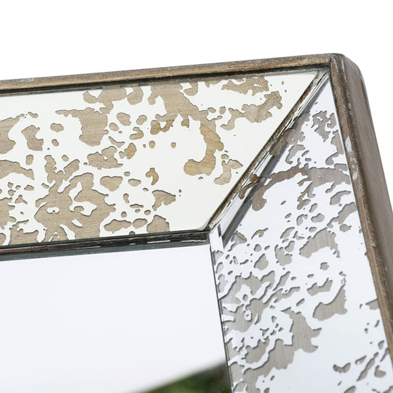 Miroir carré avec détails floraux