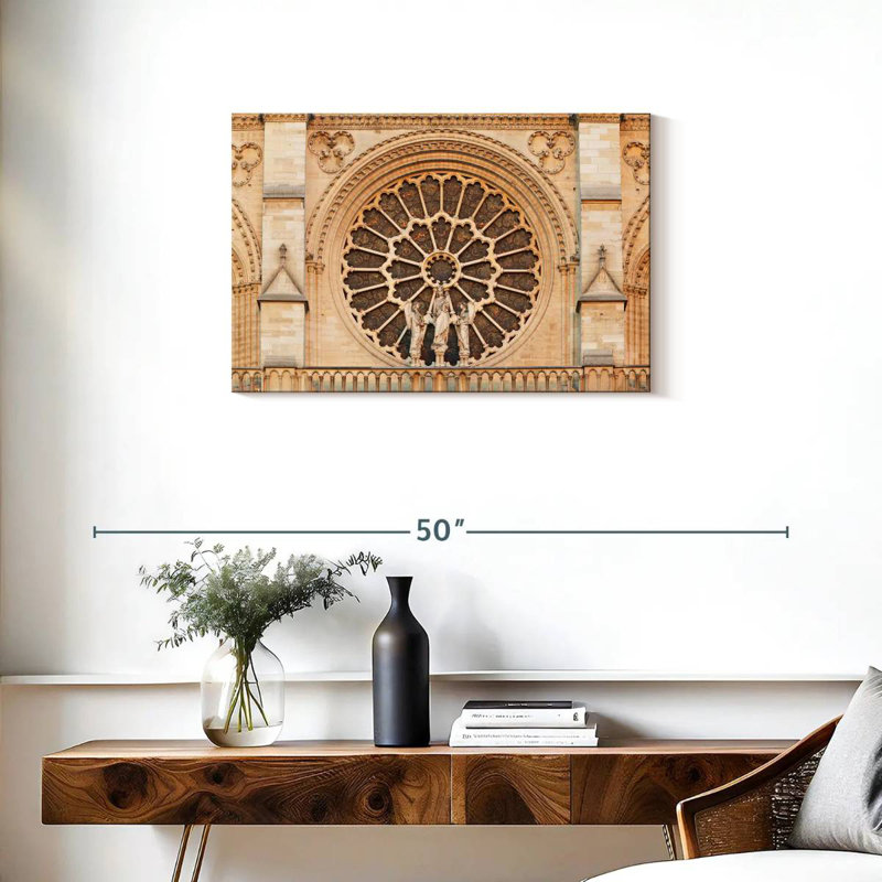 Rosace Notre Dame, H 20 po x l 30 po