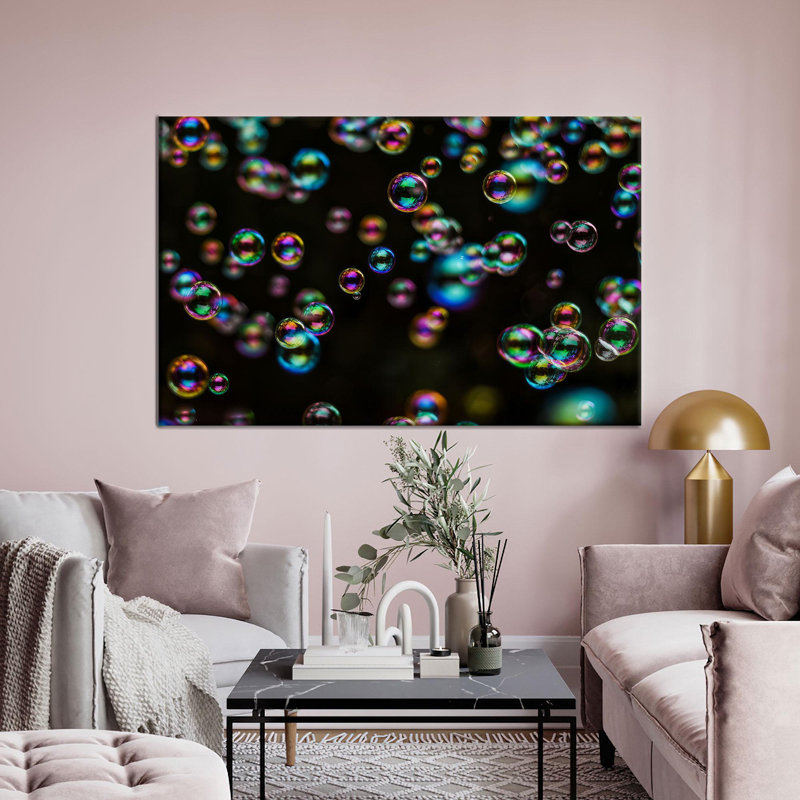 Art mural noir d'inspiration bohémienne affichant un motif de bulles contemporain sur toile de coton, idéal pour l'esthétique de chambre à coucher et le décor festif