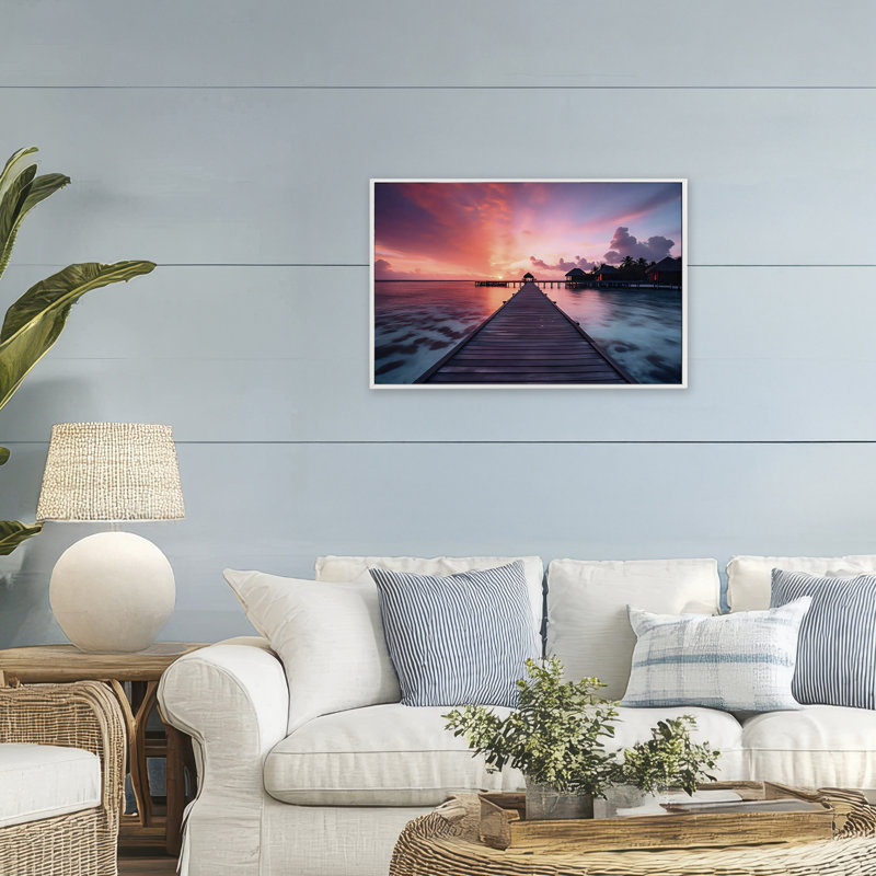 Island Sunset Over Docks, estampe numérique, design par LSR Creative Studio, H 20 po x l 30 po