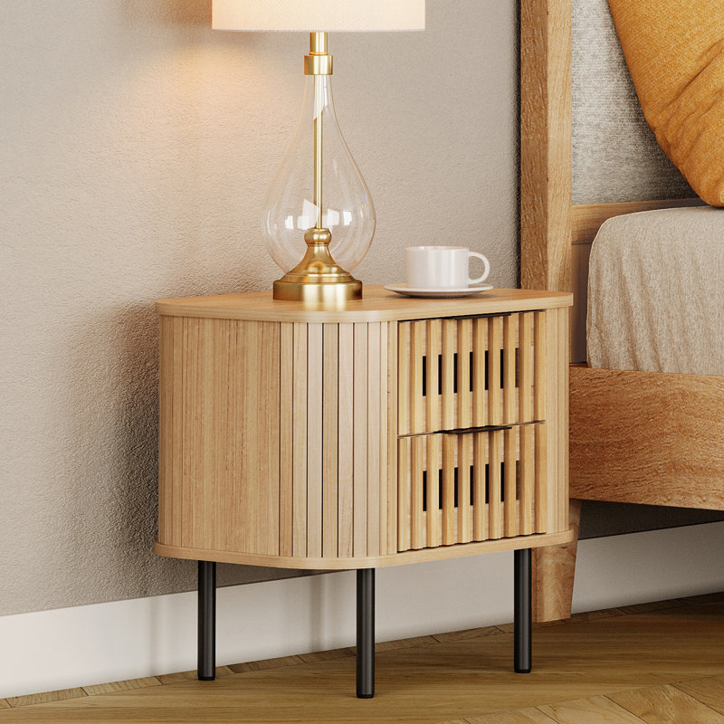 Mid-Century Modern 22.5 '' Fluted Nightstand, Oak