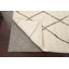Tapis décoratif en laine de conception unique noué à la main New Age 3 pi 10 po x 6 pi 11 po Ivoire/noir
