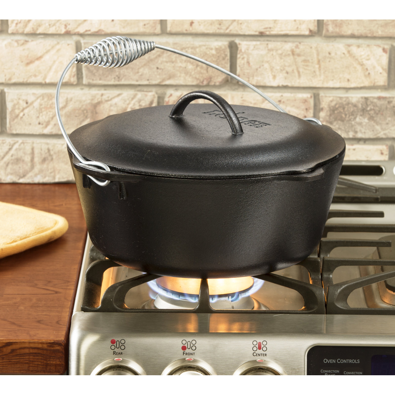 Cast Iron Dutch Oven, 7 qt