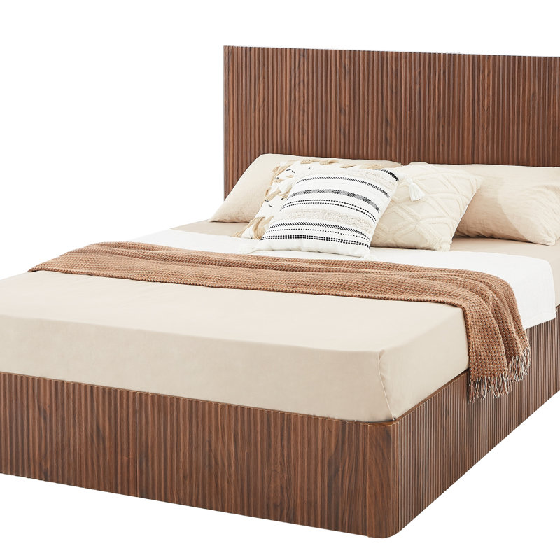 Cadre de lit grand format avec rangement relevable, lignes courbes en bois ondulé, rangement hydraulique / pas de sommier tapissier requis, noyer.