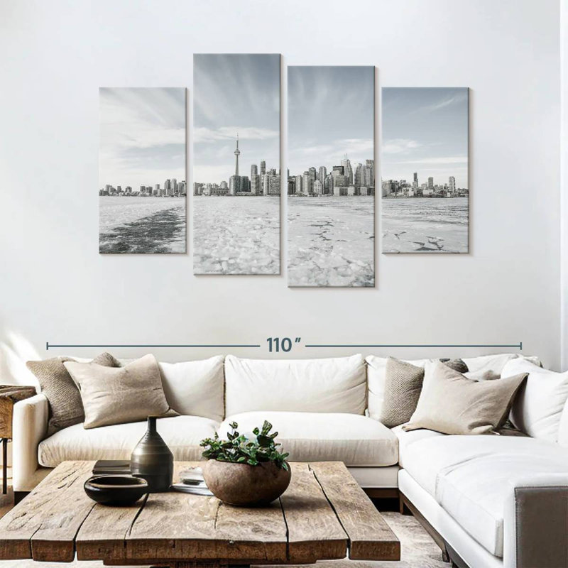 Toronto winter skyline Sireci