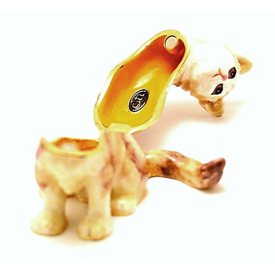 Mystic Cat Trinket Box. Hand Painted Enamel with Lots of Details 