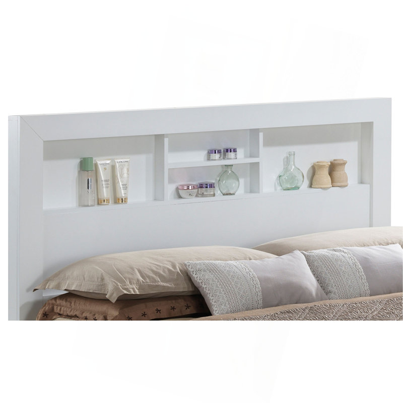 Transitional Style Full Bed In Crisp White