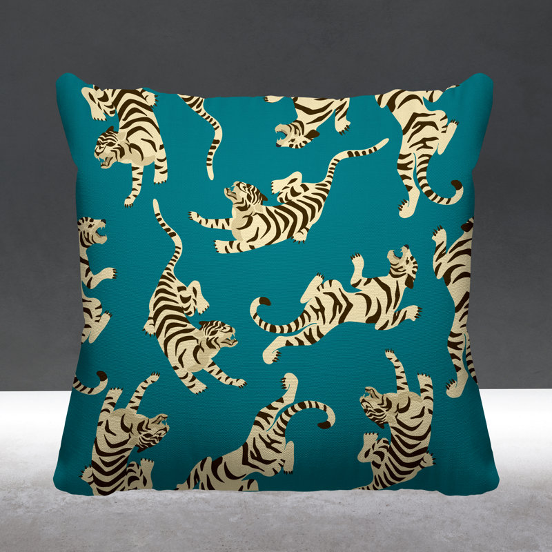 Coussin décoratif intérieur / extérieur Tigger Boho Tiger, L 19 po x H 19 po, Turquoise