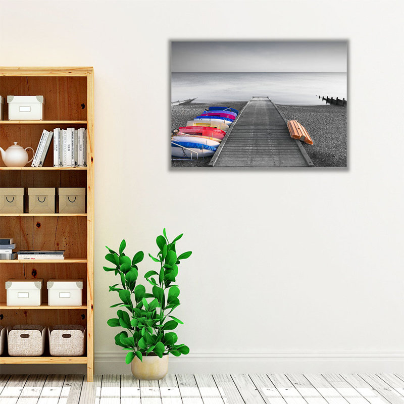 «Kayaks On The Side Of Pier», reproduction d'art sur toile, H 18 po x l 24 po