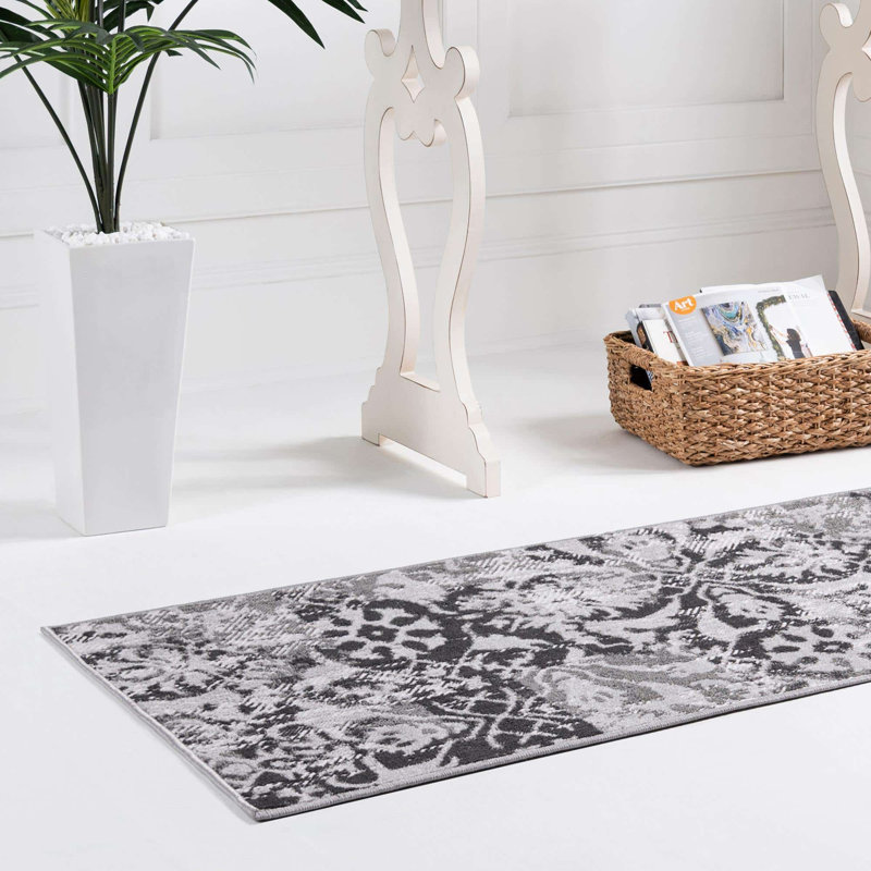  Floral Gray Area Rug, Runner 2' x 6'1"