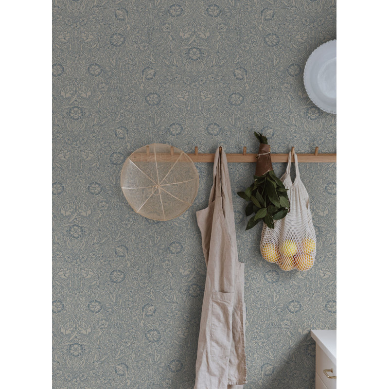 Villa Dalaro 2 Floral Wallpaper Roll, Indigo Blue