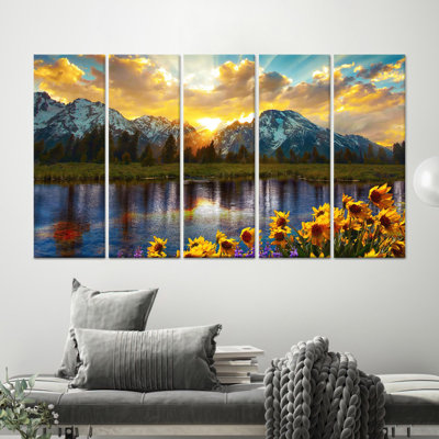 Toile imprimée: Grand Teton Sunset - Elegant Floral Landscape Art, toile tendue 5P