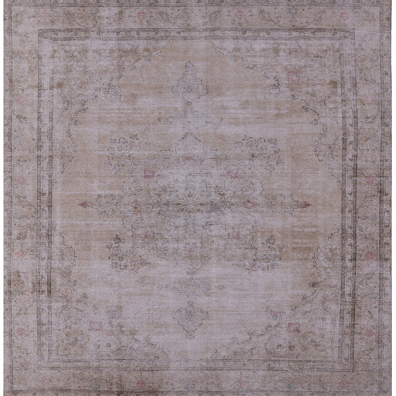 Sachiko Oriental Indoor Rug, Square 7'