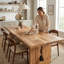 Grande table de salle à manger rectangulaire en bois massif avec 8 chaises-137537074
