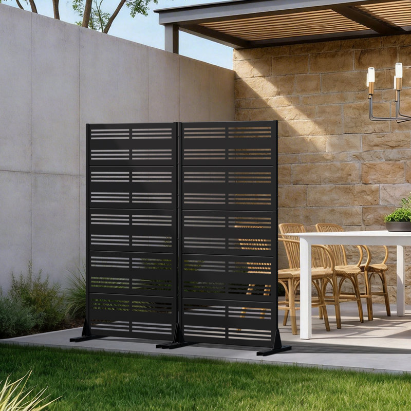Panneau de clôture en métal pour l'extérieur, 59" H x 60" W x 16" D, Noir