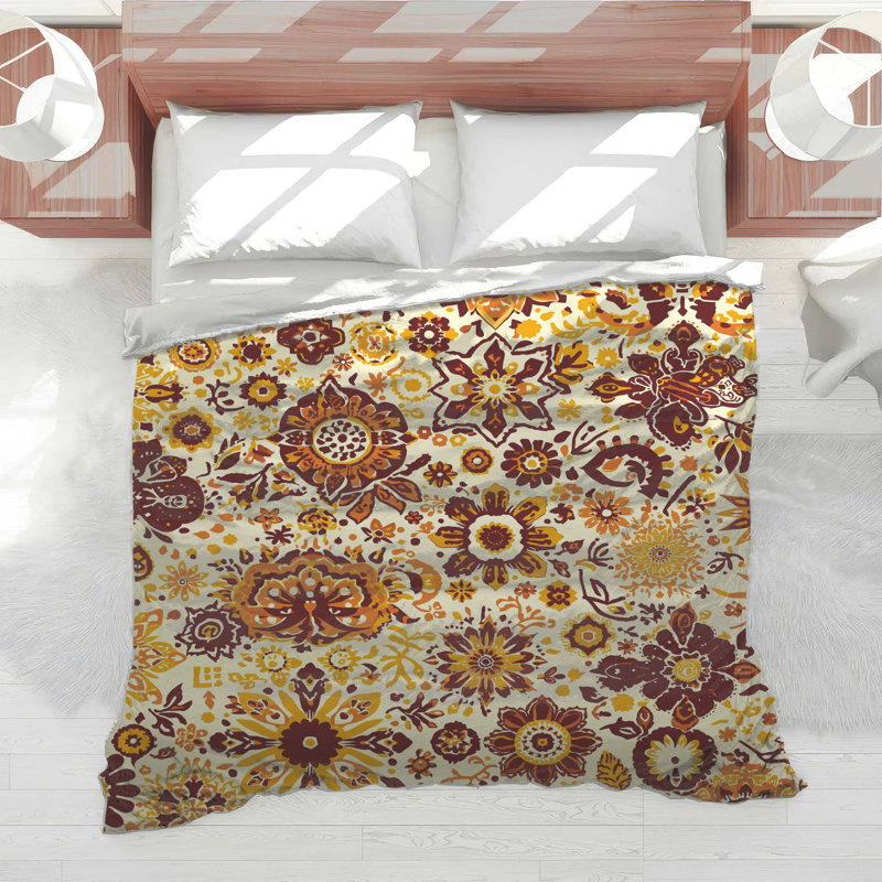 Floral Ornamental Pattern Comforter, Twin
