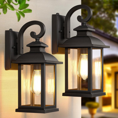 Ensemble de 2 lumières extérieures Dusk To Dawn pour la maison, lumières d'entraîneur en aluminium antirouille pour le porche du garage, luminaires extérieurs moyens de 15 po avec capteur photoélectrique, applique murale d'extérieur noire rétro
