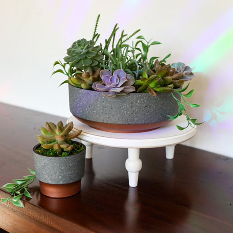 Elderton Pot Planter, 2